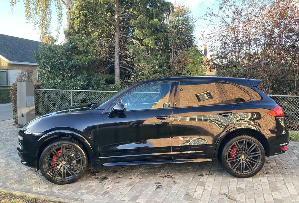 Porsche Diesel Tiptronic S - GTS Pakket