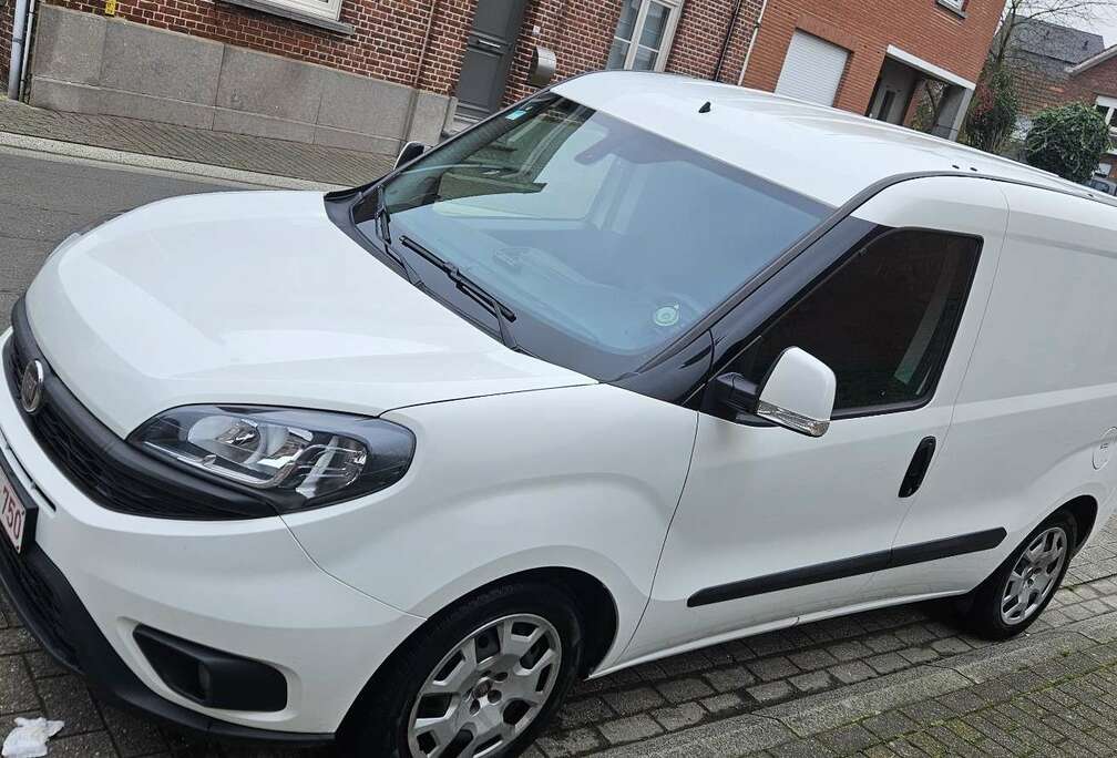 Fiat 1.6 mjt 16v Easy s&s 105cv