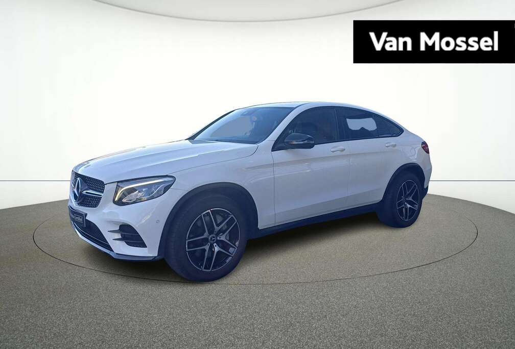 Mercedes-Benz Coupé 4MATIC AMG + LEDER + LED + GPS + CAMERA + NI