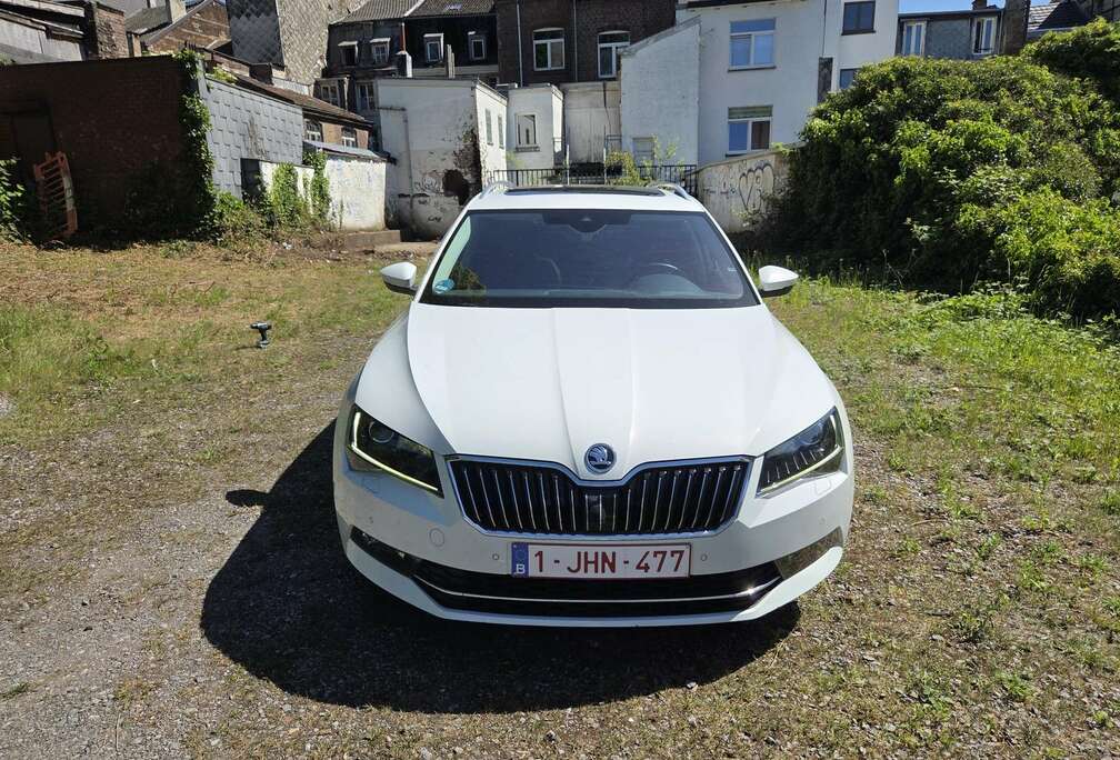 Skoda Combi 1.8 TSI 180 DSG7 Laurin & Klement