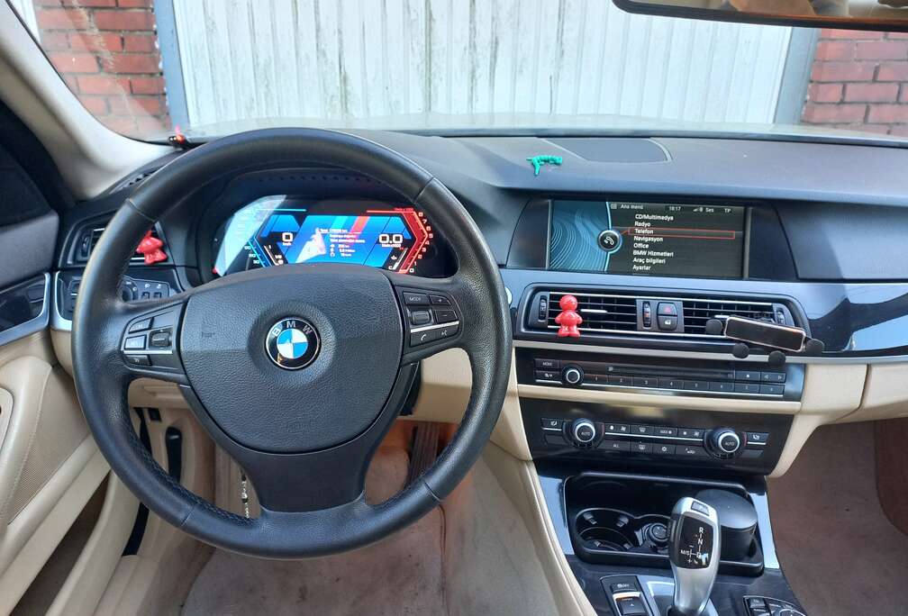 BMW 520