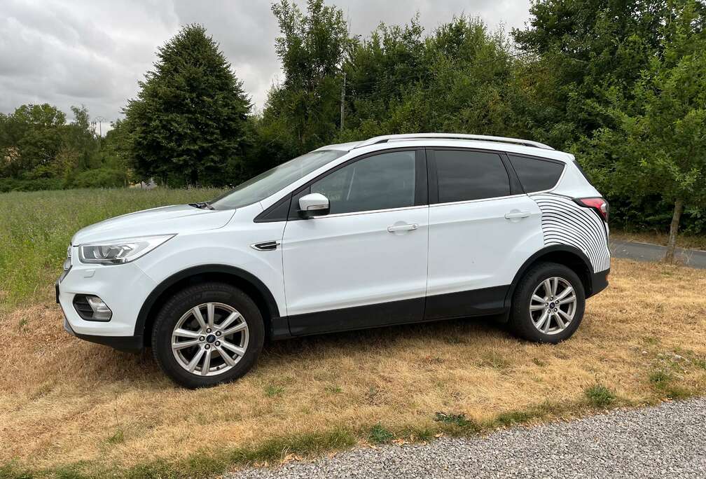 Ford Kuga 1.5 EcoBoost ECO FWD Business Cl. (EU6.2