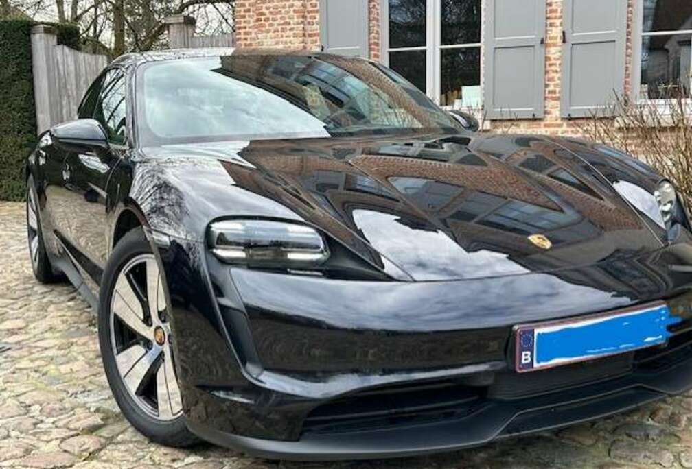 Porsche Taycan 79.2 kWh Taycan 4S