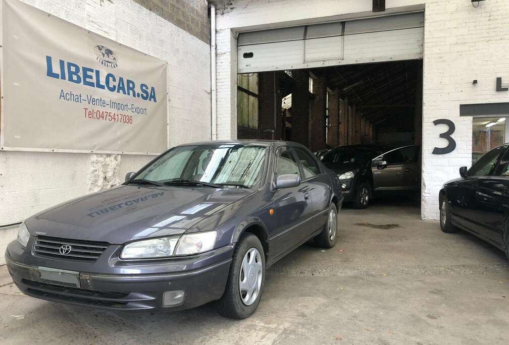 Toyota 2.2i 16v GLI Automatique FULL OPTIONS 55.000 Km