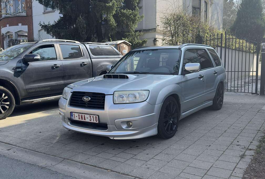 Subaru Forester 2.5 Turbo 16v XT Executive