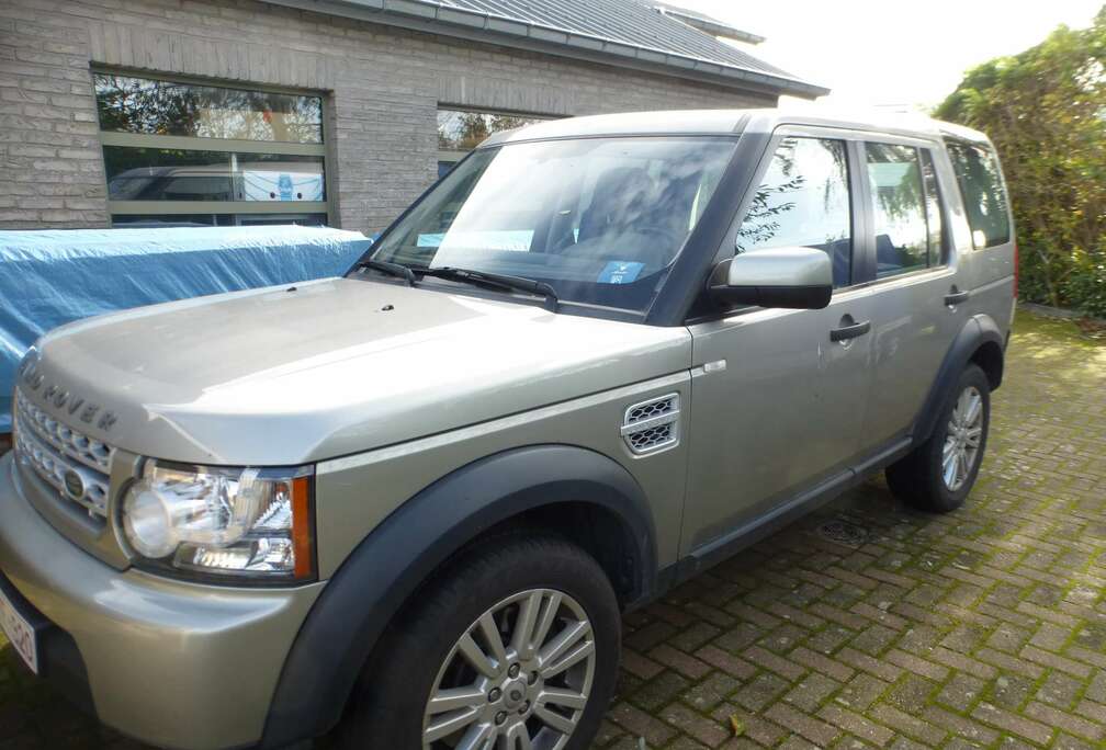 Land Rover Discovery 3.0 TdV6 SE