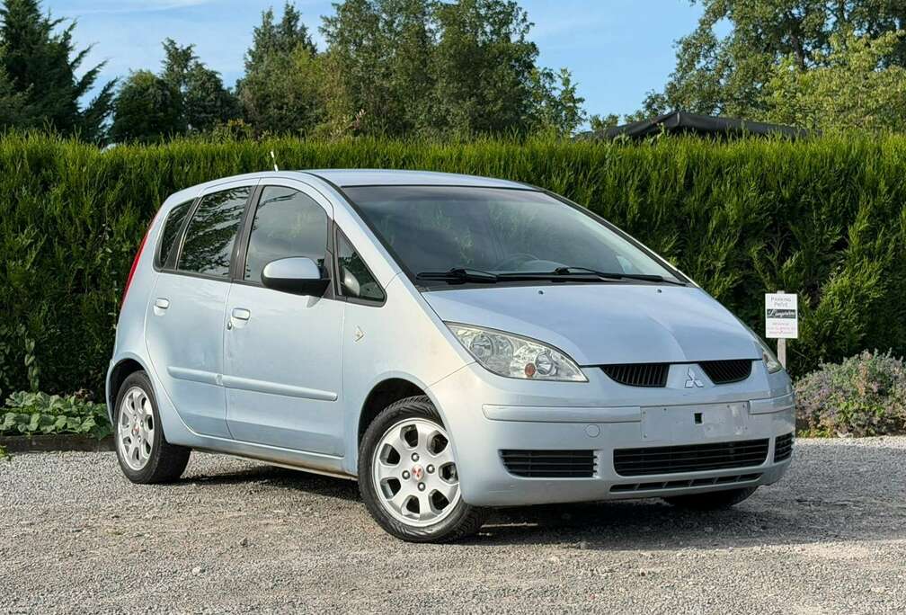 Mitsubishi 1.3i 16v Avenue