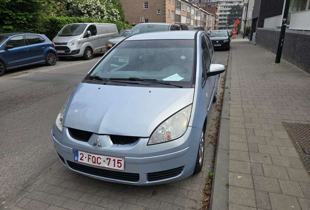 Mitsubishi 1.5i 16v Invite