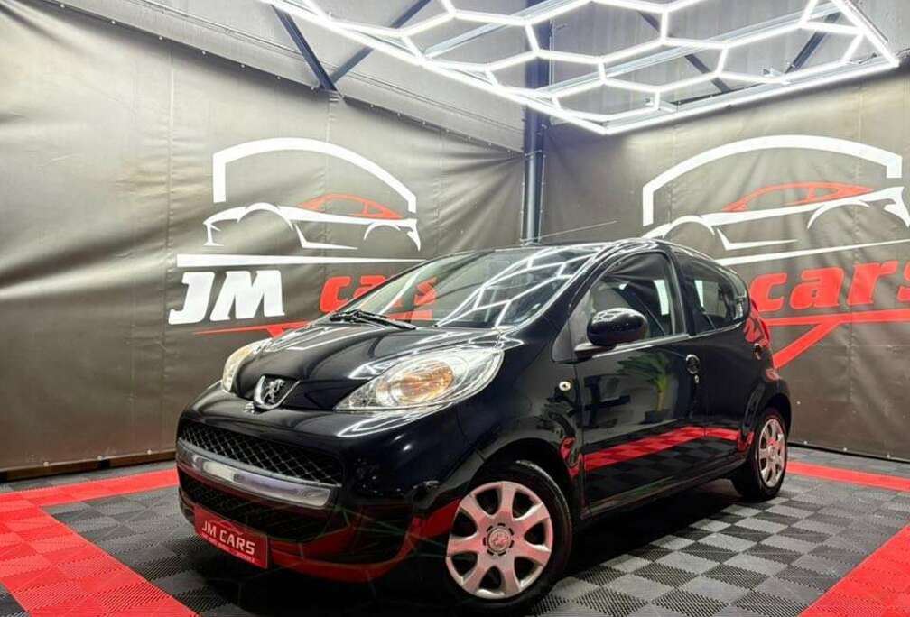 Peugeot 107 1.0i Trendy