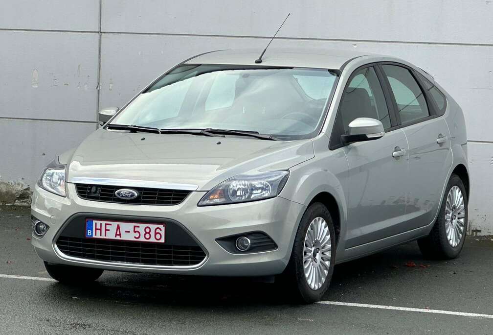 Ford 1.8i Titanium// GARANTIE //NIEUWSTAAT