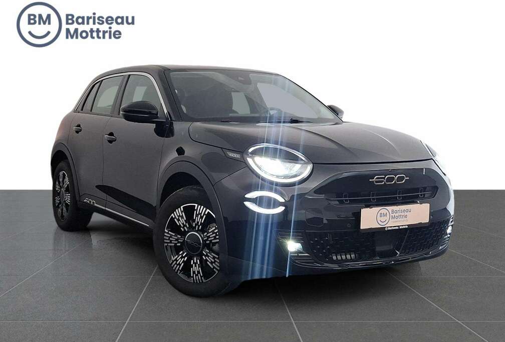 Fiat HYBRID AUTOMAAT 145PK *CAMERA ACHTER+SENSOREN