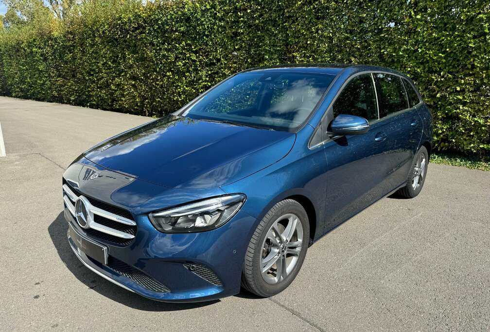 Mercedes-Benz B 180 / CUIR / / CAM / / CARPLAY /