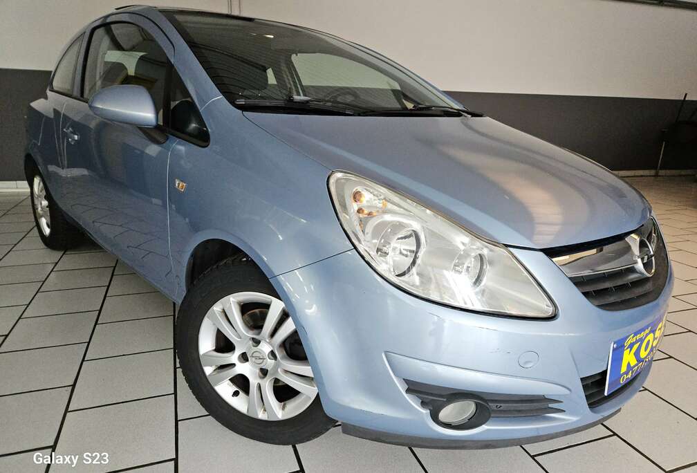 Opel 1.3 CDTi 75CV 3 PORTES  CLIM  TOIT OUVRANT