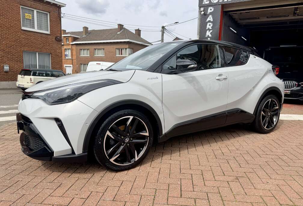Toyota C-HR Hybrid 1.8i VVT-i GR Sport E-CVT FULL OPTIONS