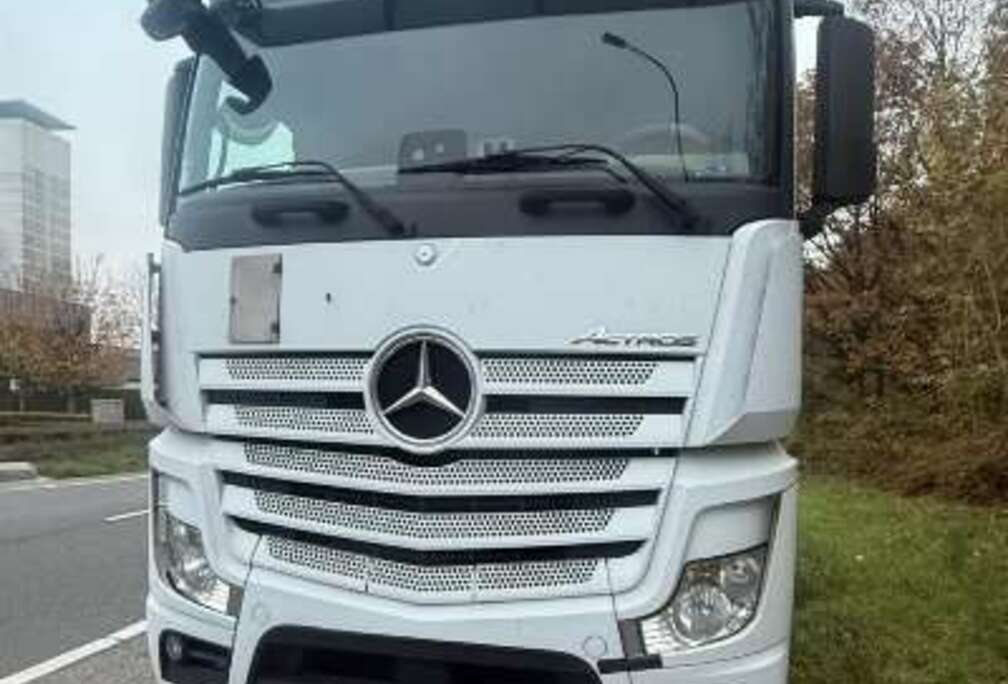 Mercedes-Benz 1845    ADR