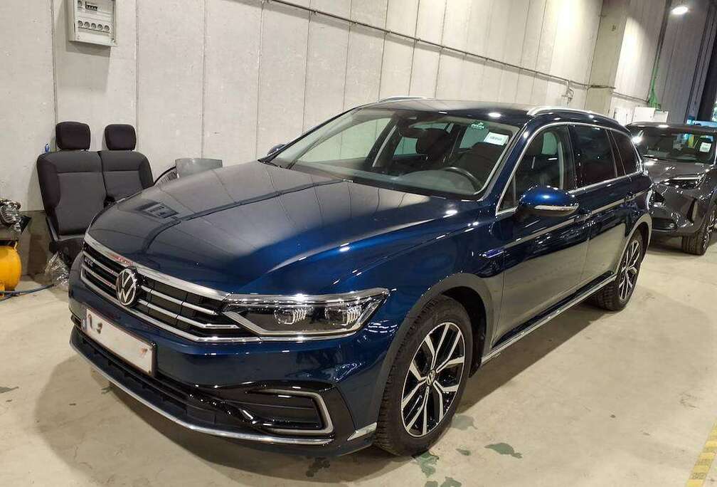 Volkswagen Passat GTE1.4 eHybrid PHEV Business DSG (EU6AP) (160 kW)