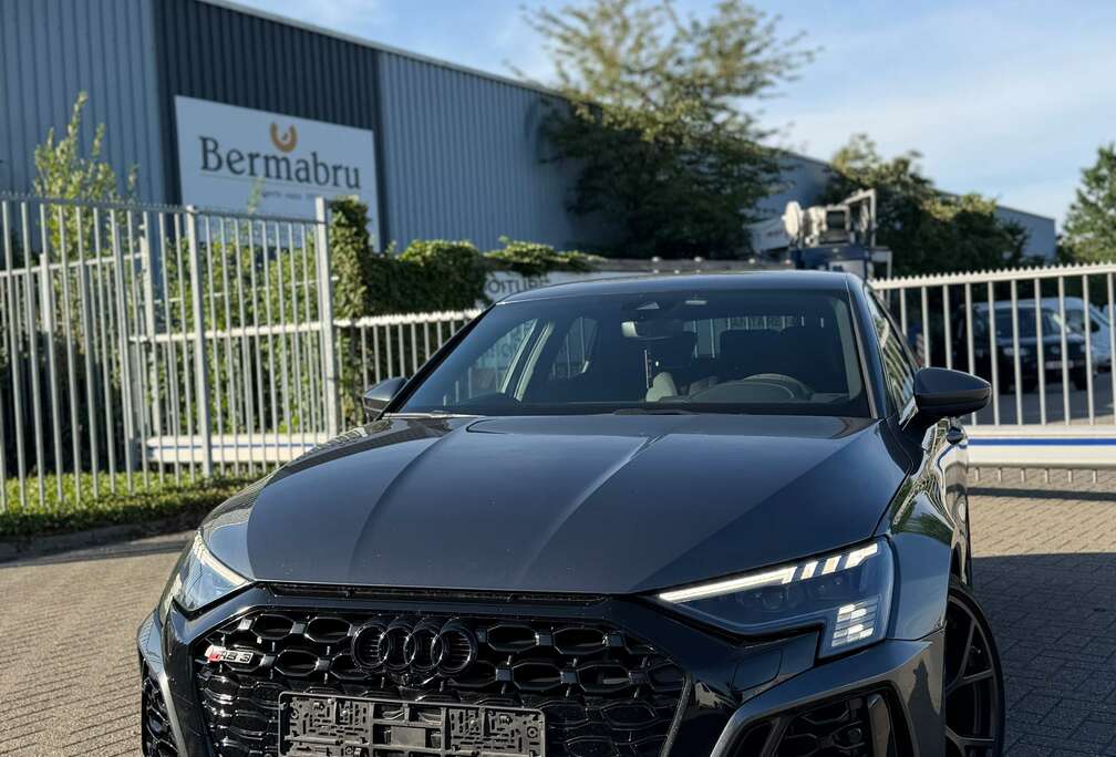 Audi Sportback 2.5 TFSI Quattro S tronic