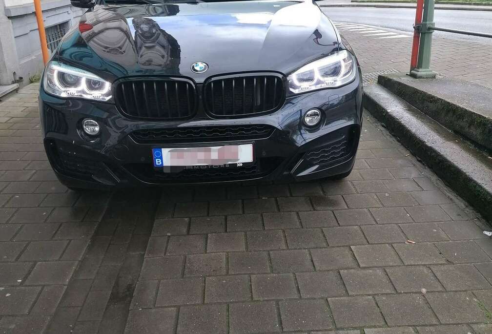BMW xDrive M PACK - NAVI - LEDER