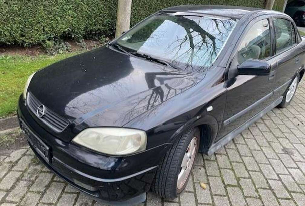 Opel Astra 1.6 Selection