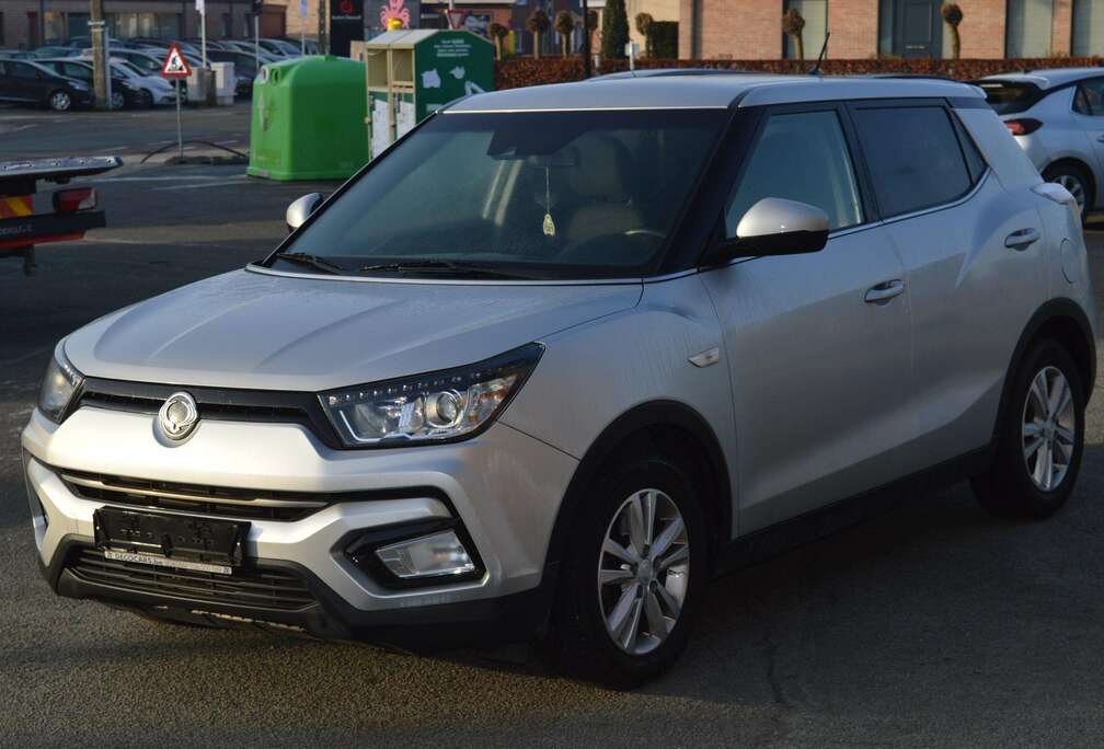 SsangYong Tivoli 1.6i e-XGi 2WD Urban (EU6c)
