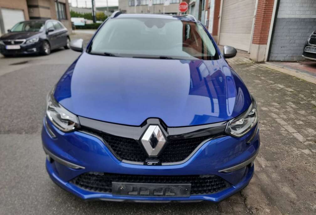 Renault Mégane 1.6 TCe GT EDC et 1 an de garantie