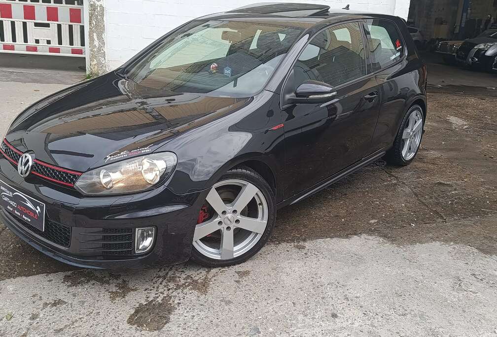 Volkswagen Golf GTI 2.0 Turbo 16v FSI DSG 12 mois de garantie