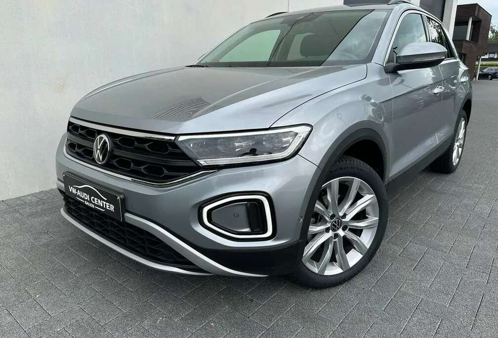 Volkswagen 1.5TSI 150PK LIFE DSG ZILVER