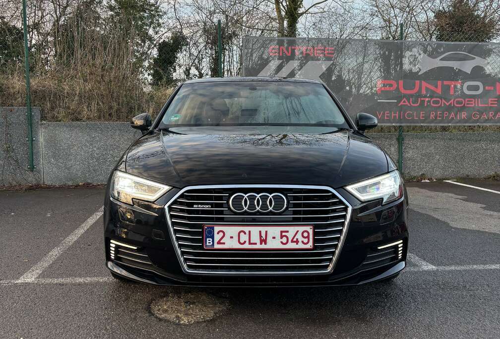 Audi Sportback e-tron 1.4 TFSI PHEV S tronic (150 kW)