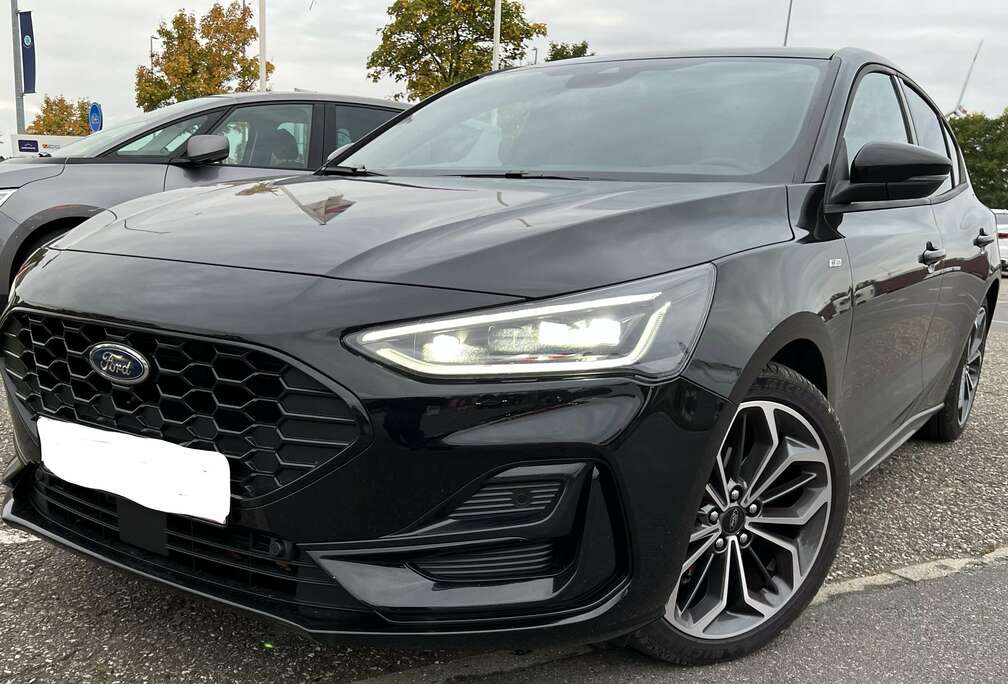 Ford Focus Turnier 1.0 EcoBoost Hybrid Aut. ST-LINE X