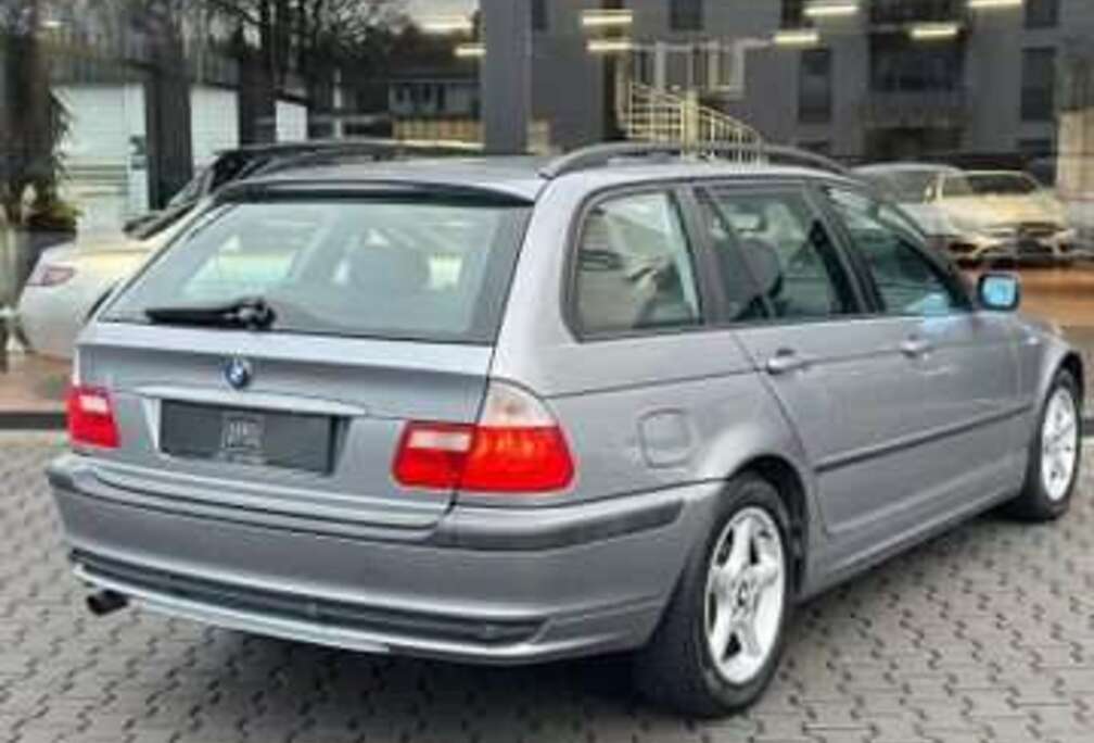 BMW 318i touring Edition Exclusive