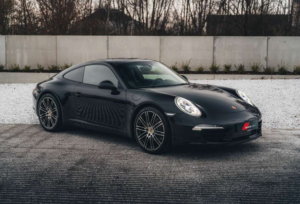 Porsche Carrera 2 /  Black Edition / 1 Hand / Belgian