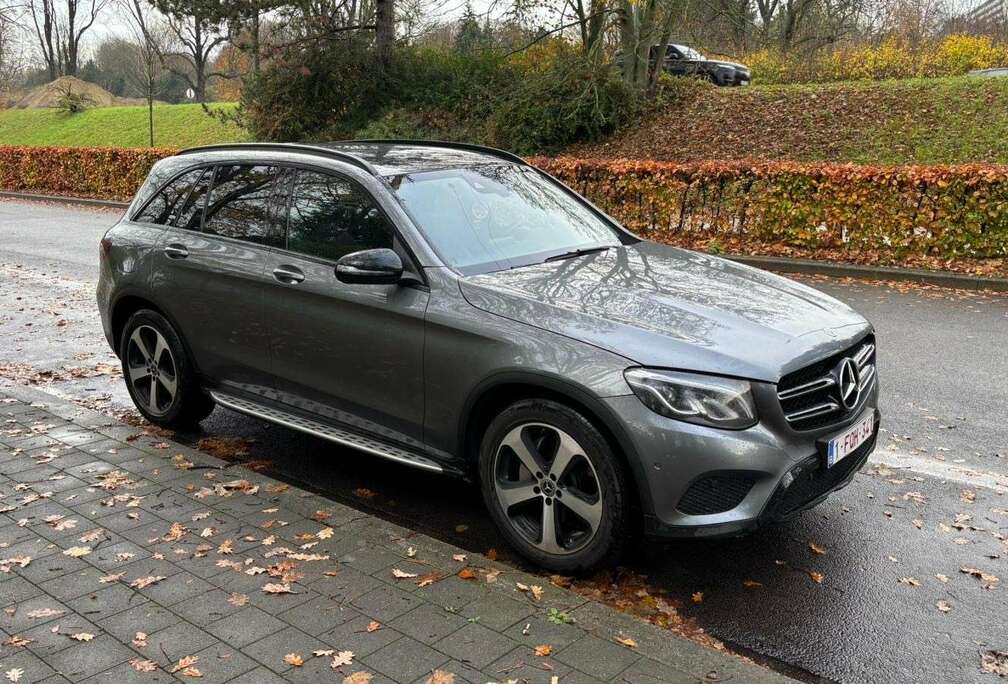 Mercedes-Benz 4Matic 9G-TRONIC AMG Line
