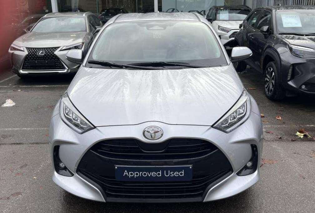 Toyota 1.5 VVT-i Hybrid Iconic e-CVT 5d 68kW