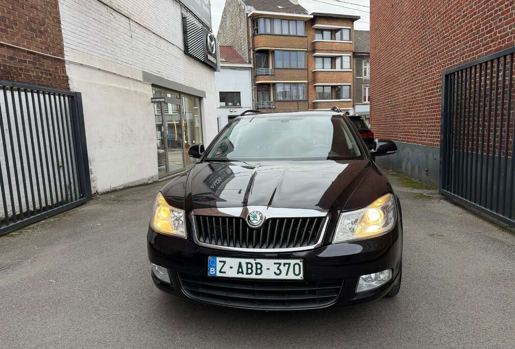 Skoda Octavia SW 1.6 CR TDi Active DPF