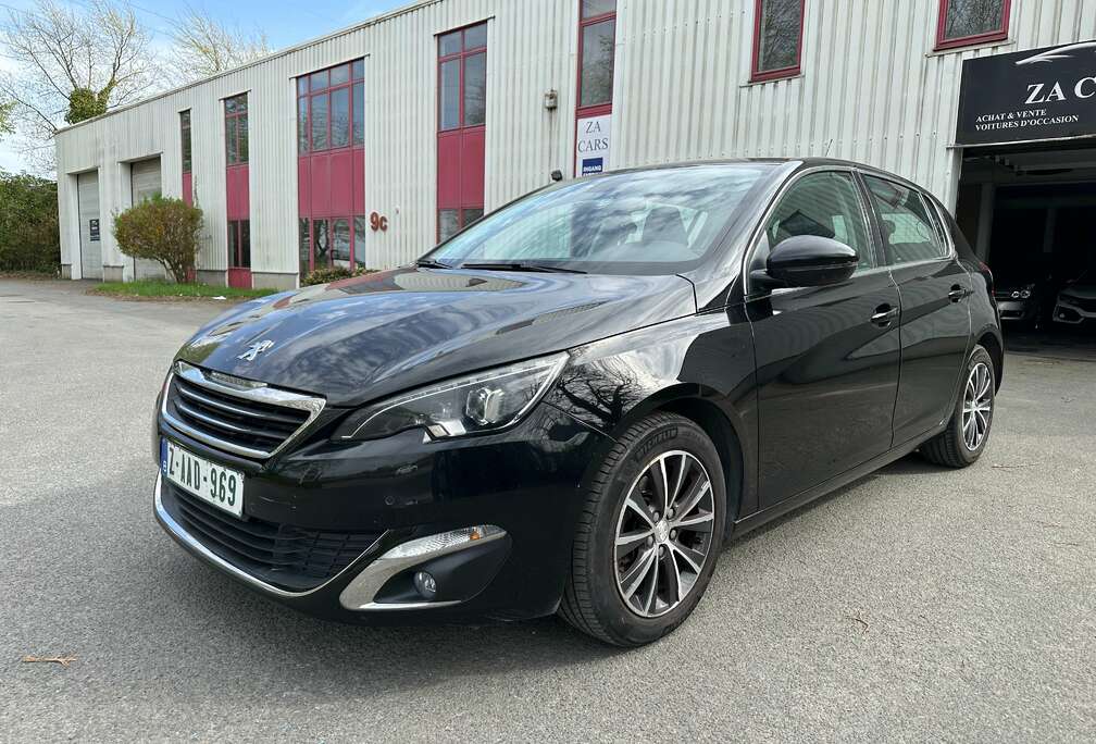 Peugeot 308 1.2 PureTech Allure STT