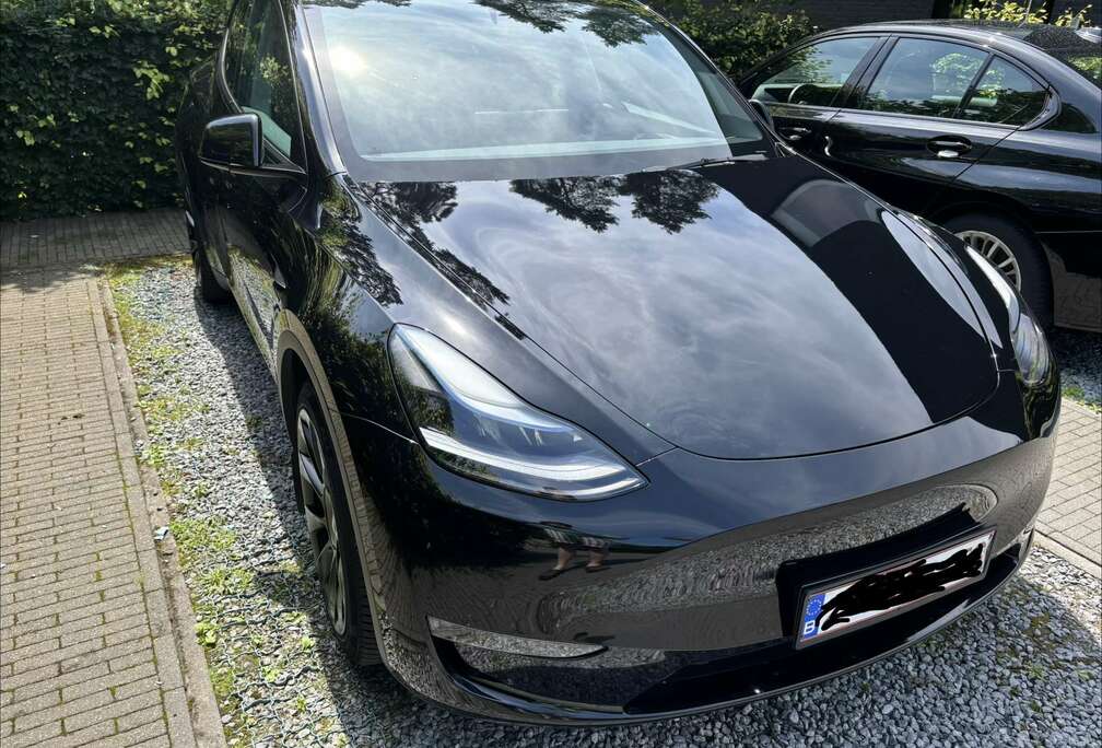 Tesla 72.5 kWh Dual Motor Performance (377 kW)