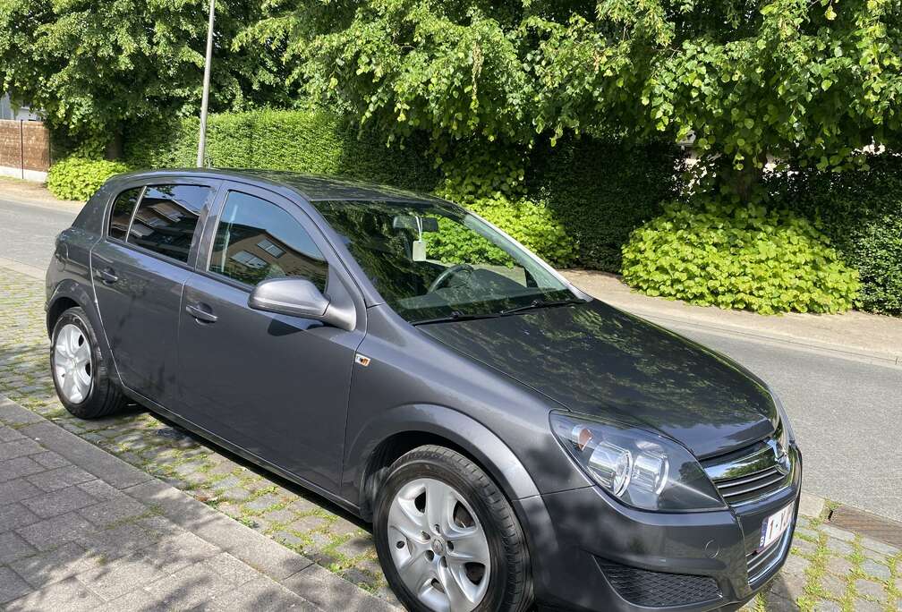 Opel 1.6 Selection