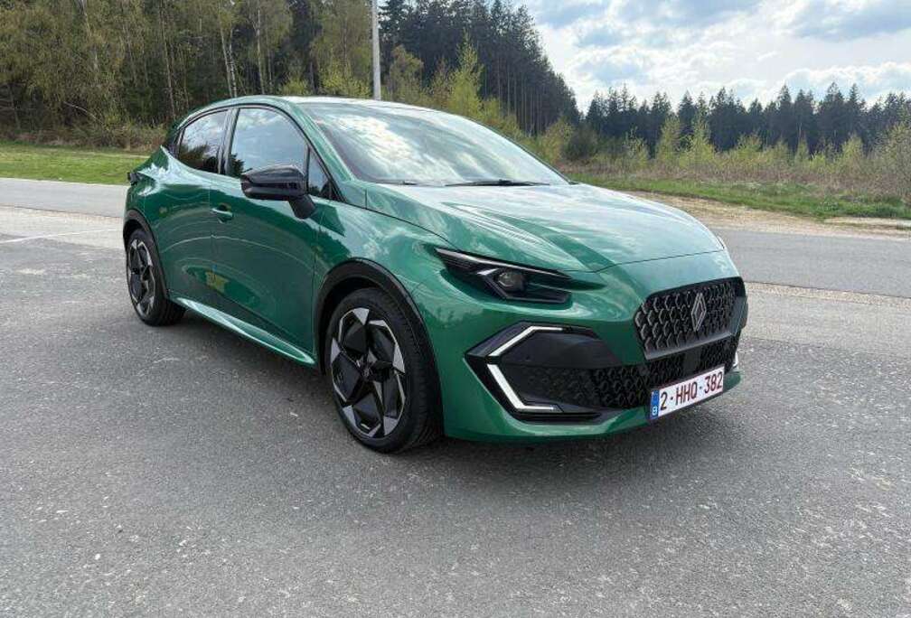 Renault VI Techno / Tce 115 / Disponible à partir du 20/0
