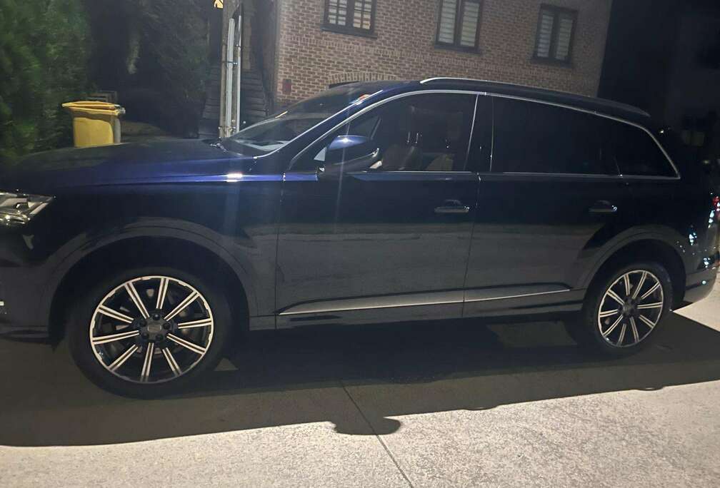 Audi Q7 3.0 TDi V6 ultra Quattro Tiptronic