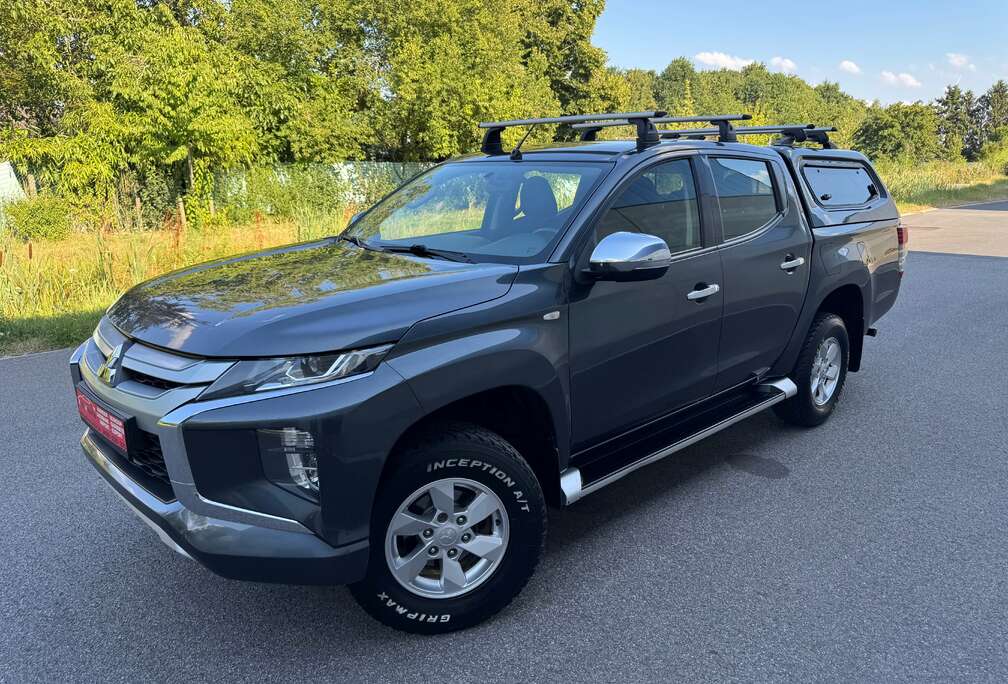 Mitsubishi 2.3 DI-D / Manual / 4WD / Only Export Afrik