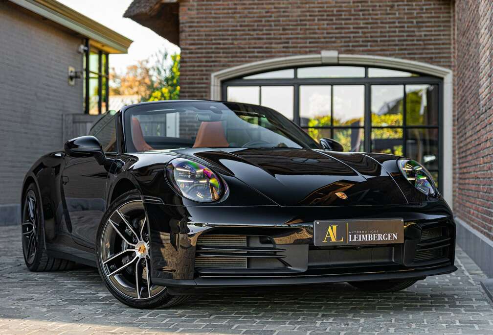 Porsche .2 Carrera Cabriolet/ BOSE / Sport Chrono / 360cam