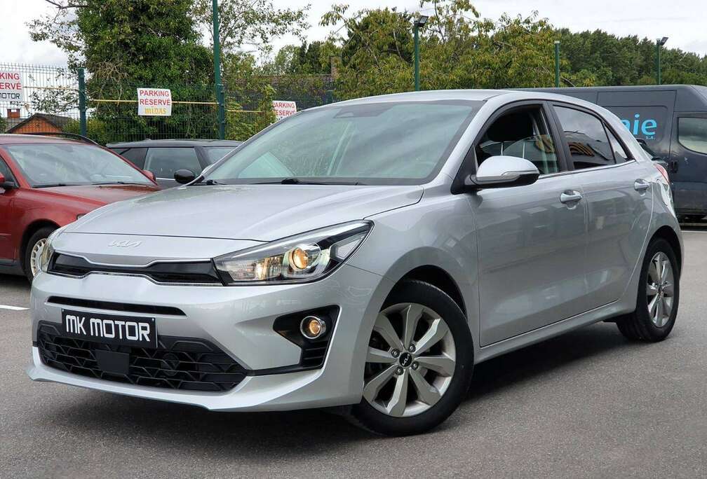 Kia 1.0 ESSENCE 101CV - CAMERA - GPS - CRUISE
