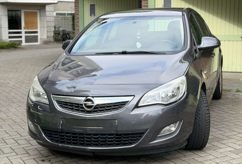Opel Sports Tourer 1.7 CDTi ECOTEC Sport DPF
