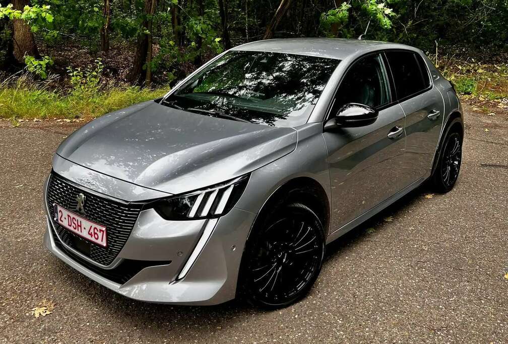 Peugeot 208 BlueHDi 100 GT