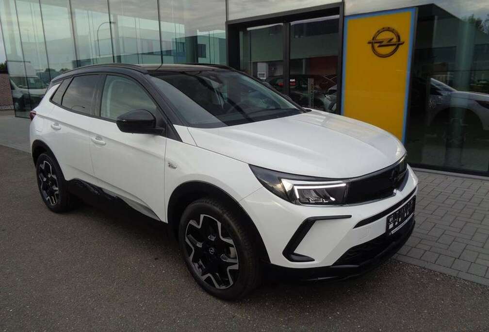 Opel ULTIMATE 1.6T Plugin Hybrid AT8 224PK, Navi, Alcan