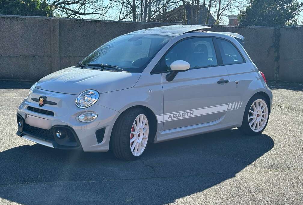 Abarth 695 1.4 T-Jet Esseesse Collectors Edition