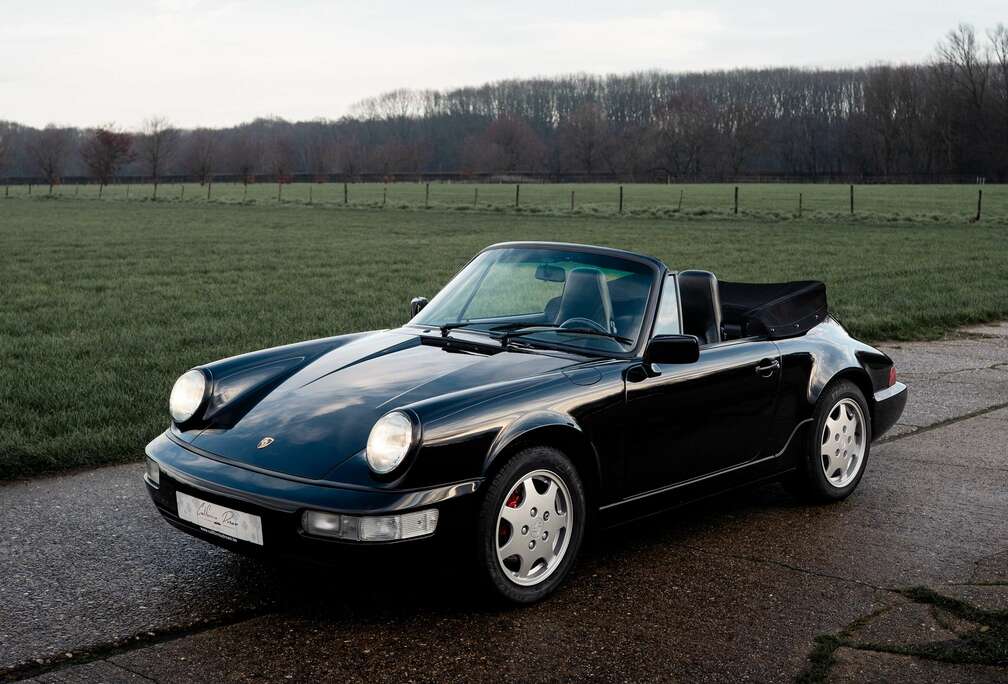 Porsche 911 Carrera 4 Cabriolet
