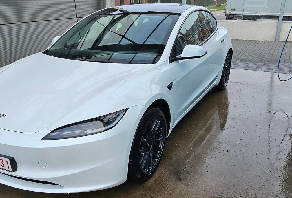 Tesla Model 3 RWD Hinterradantrieb