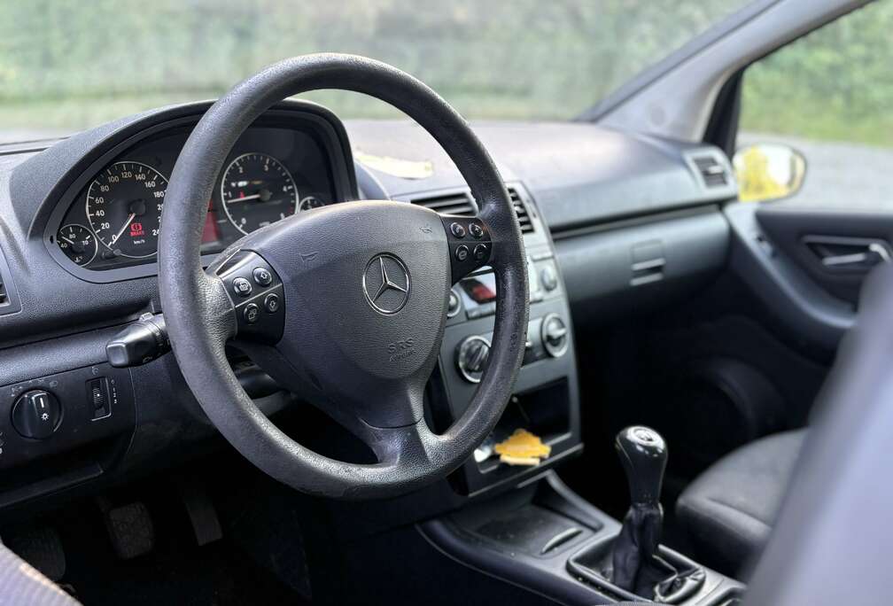 Mercedes-Benz Prix Discutable