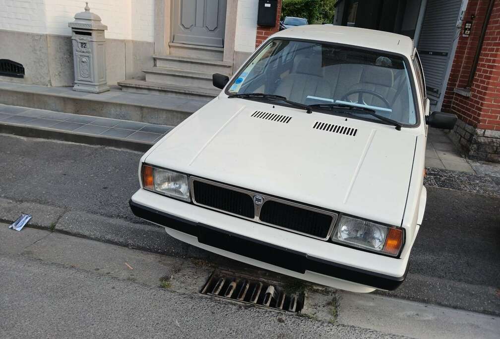 Lancia 1300 moteur chauffe